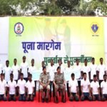 Chhattisgarh: बीजापुर में 84 लाख के इनामी 34 नक्सलियों का सरेंडर, 7 महिला नक्सली भी शामिल Chhattisgarh: 34 Naxalites carrying a reward of Rs 84 lakh surrender in Bijapur, including 7 women Naxalites