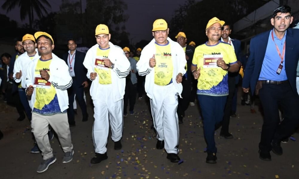 Chhattisgarh: CM Sai flagged off the Abujhmad Peace Half Marathon in Narayanpur, with over 10,000 runners participating