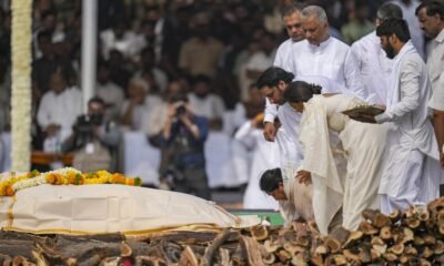 Ajit Pawar's last rites performed in Baramati, sons lit the funeral pyre; Maharashtra observes three days of state mourning