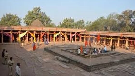 Bhojshala dispute: The Supreme Court will hear the case regarding the right to worship on Basant Panchami on January 22