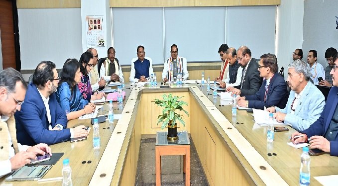 Raipur: Shivraj Singh said- the goal is to create employment and self-reliant panchayats, housing construction in Chhattisgarh is a model for the country