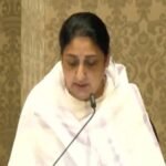 Maharashtra: सुनेत्रा पवार बनीं महाराष्ट्र की पहली महिला डिप्टी CM, शपथ ग्रहण समारोह में नहीं पहुंचे शरद पवार Maharashtra: Sunetra Pawar becomes Maharashtra's first woman Deputy CM, Sharad Pawar did not attend the swearing-in ceremony