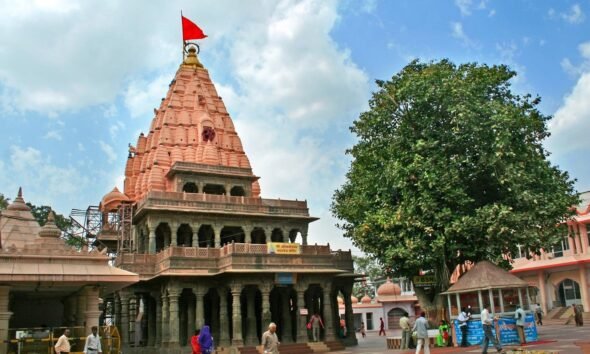 Ujjain: Mahakal temple will remain open for 44 hours on Mahashivratri, with 1 million devotees expected to visit