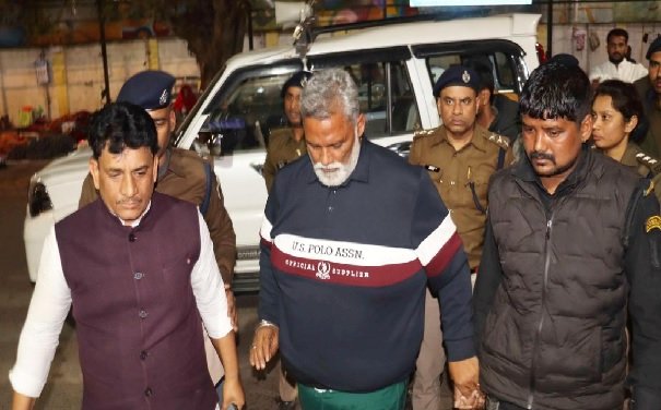 Patna: Pappu Yadav arrested in a 31-year-old case, brought to PMCH after fainting; high-voltage drama at his residence lasts three hours late at night