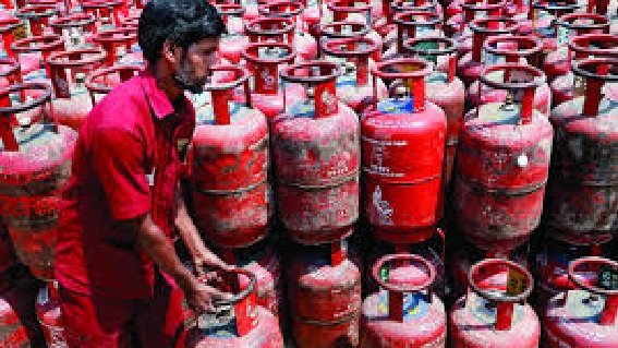 LPG supply Chhattisgarh, commercial LPG distribution, Raipur news, gas supply rules 2026, LPG priority system