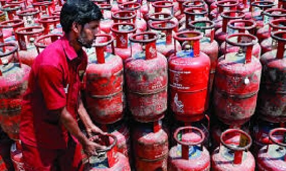 madhya pradesh lpg black marketing action, gas cylinder seizure mp, lpg supply monitoring committee mp, mohan yadav gas supply review, india lpg panic booking advisory, kandla mundra lpg shipment india, domestic gas supply news india