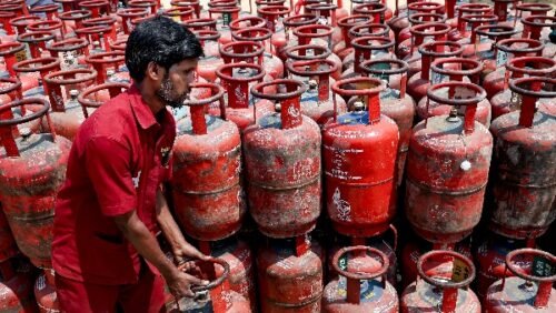 Chhattisgarh LPG booking news, LPG supply normal India, gas cylinder booking update, Reena Kangale statement, LPG shortage update India, fuel supply news