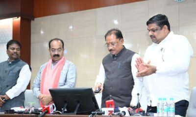 प्रयास विद्यालय, CG बोर्ड रिजल्ट 2026, दीपांशी टॉपर, छत्तीसगढ़ बोर्ड परीक्षा, प्रयास आवासीय विद्यालय, CGBSE मेरिट लिस्ट, विष्णु देव साय, रामविचार नेताम, रायपुर न्यूज, शिक्षा समाचार