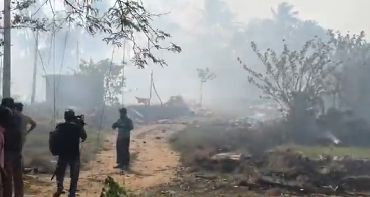 Kerala Blast News, Thrissur Factory Explosion, Firecracker Factory Accident, India Blast News, Kerala Accident Today, Explosion News India, Disaster Rescue Operation, PM Modi Compensation, Firecracker Factory Safety