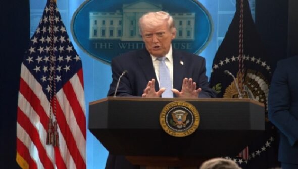 Trump China warning, Iran conflict news, Hormuz Strait tension, US tariff threat, global politics news