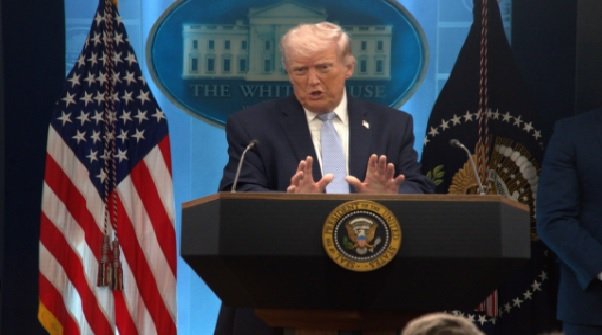 Trump China warning, Iran conflict news, Hormuz Strait tension, US tariff threat, global politics news