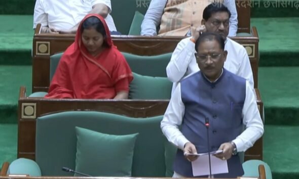 छत्तीसगढ़ विधानसभा, महिला आरक्षण, 33 फीसदी आरक्षण, विष्णुदेव साय, चरणदास महंत, महिला आरक्षण बिल, CG Assembly News, Chhattisgarh Politics, नारी शक्ति वंदन अधिनियम, कांग्रेस वॉकआउट, भाजपा कांग्रेस विवाद, महिला आरक्षण चर्चा, विधानसभा सत्र, CG News, Women Reservation Bill