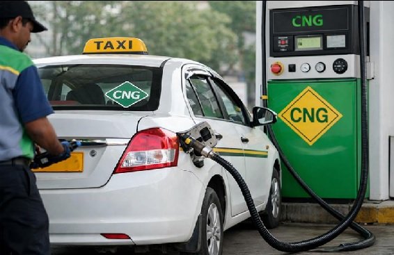CNG price hike, petrol diesel price increase, IGL CNG rates, Delhi NCR CNG price, crude oil prices, Iran US war impact, fuel price hike India, petrol diesel rates Delhi, oil companies loss, CNG news India, सीएनजी महंगी