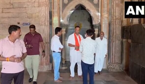 Bhojshala News, Dhar Bhojshala, Vagdevi Temple, MP High Court, Vishnu Shankar Jain, ASI Order, Bhojshala Puja, Kamal Maula Complex, Madhya Pradesh News, Bhojshala Verdict