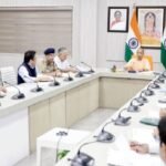 UP News: बकरीद पर CM योगी सख्त, सड़क पर नमाज की अनुमति नहीं, सार्वजनिक जगहों पर कुर्बानी पर रोक Yogi Adityanath, Bakrid guidelines UP, road namaz ban, Bakrid 2026, UP police flag march, public sacrifice ban, Uttar Pradesh news, Eid al Adha rules, CM Yogi order, कानून व्यवस्था यूपी, बकरीद गाइडलाइन