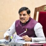MP Cabinet Decisions: 48 लाख परिवारों को मिलेगा रजिस्ट्री दस्तावेज, 92 लाख छात्रों को सिली-सिलाई यूनिफॉर्म मध्य प्रदेश कैबिनेट, मोहन यादव कैबिनेट फैसले, स्वामित्व योजना, MP School Uniform, सरकारी स्कूल यूनिफॉर्म, भोजशाला सरस्वती लोक, मेडिकल कॉलेज मध्य प्रदेश, MP Cabinet Decisions 2026, MBBS Seats MP, Madhya Pradesh News