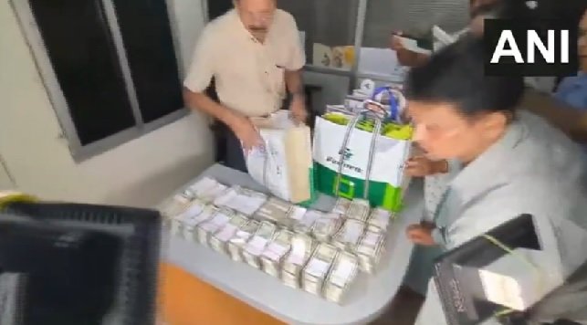 ओडिशा विजिलेंस, बैकुंठ नाथ बेहेरा, Engineer Raid Odisha, Vigilance Raid, Disproportionate Assets Case, Odisha News, Cash Recovery, Government Engineer, Corruption Case, Odisha Vigilance Department