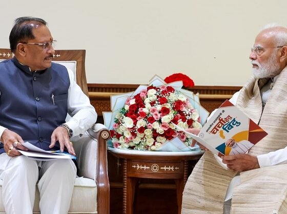 विष्णुदेव साय, नरेंद्र मोदी, PM Modi Meeting, Bastar Vision, Bastar Development, Rajnandgaon Urea Plant, 10500 Crore Urea Project, AIIA, Bastar News, Chhattisgarh News, Grid Connectivity, Niyad Nella Nar, Bastar Munne, Investment in Chhattisgarh, Lakhpati Didi Conference, Raipur News