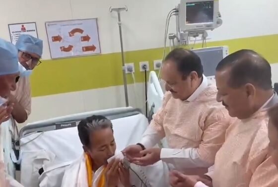 सोनम वांगचुक, NEET पेपर लीक, भूख हड़ताल, जेपी नड्डा, धर्मेंद्र प्रधान, नरेंद्र मोदी, पेपर लीक कानून, फास्ट ट्रैक कोर्ट, CJP, अभिजीत दीपके, परीक्षा प्रणाली, National News, Breaking News