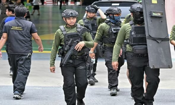 Thailand School Shooting, Bangkok School Shooting, Thailand News, School Firing, Nonthaburi School, Thailand Crime, Bangkok News, School Violence, 9mm Pistol, World News, थाईलैंड, बैंकॉक, स्कूल फायरिंग, अंतरराष्ट्रीय समाचार