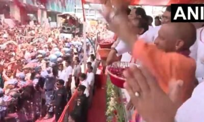 कांवड़ यात्रा 2026, Kawad Yatra 2026, CM Yogi Adityanath, योगी आदित्यनाथ, मेरठ कांवड़ यात्रा, कांवड़ियों पर पुष्प वर्षा, Meerut News, Kanwar Yatra, Kanwariya, Bol Bam, Uttar Pradesh News, UP News, कांवड़ यात्रा