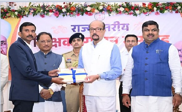 छत्तीसगढ़ शिक्षक सम्मान 2026, शिक्षक दिवस 2026, विष्णुदेव साय, रमेन डेका, राज्यपाल पुरस्कार शिक्षक, छत्तीसगढ़ शिक्षक पुरस्कार, AI स्मार्ट स्कूल, Chhattisgarh Teacher Award, शिक्षक सम्मान समारोह, Education News Chhattisgarh