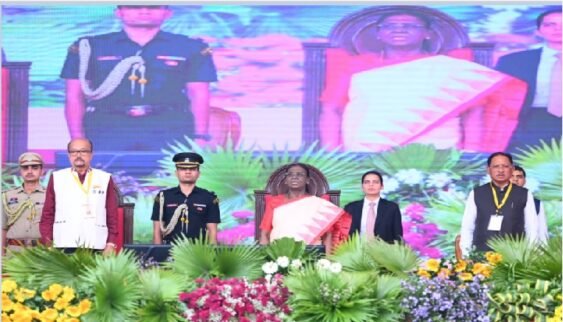 राष्ट्रपति द्रौपदी मुर्मु, बस्तर दशहरा, जगदलपुर, मुरिया दरबार, विष्णुदेव साय, मांझी मानदेय, चालकी मानदेय, बस्तर विकास