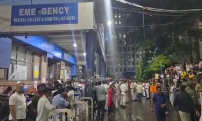कोलकाता भगदड़, चोरबागान दुर्गा पूजा हादसा, कोलकाता पंडाल में 19 की मौत, दुर्गा पूजा भगदड़, 7 गिरफ्तार, Kolkata Stampede 2026