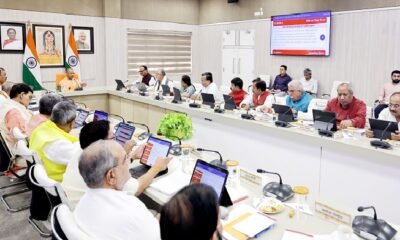 योगी कैबिनेट के 22 फैसले, गाय पालन पर 50 प्रतिशत तक सब्सिडी, गरीब परिवारों को मुफ्त मुर्गी चूजे और उत्तर प्रदेश की नई योजनाएं।